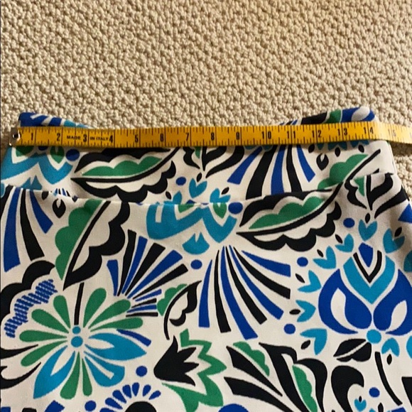 Carla Mink Pull On Skirt Size Medium Modern Floral Abstract - Picture 4 of 8